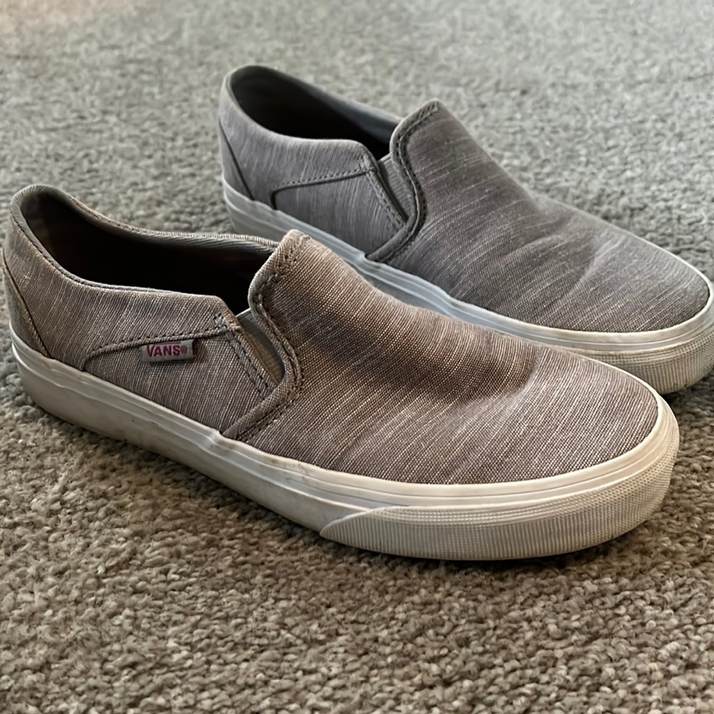 Slip on vans.